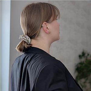 100% natūralaus šilko plaukų gumelė, šampaninė